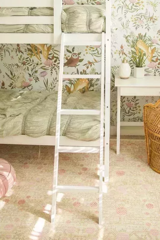 Estas geniales ideas de literas garantizan el ahorro de espacio en tu habitación 