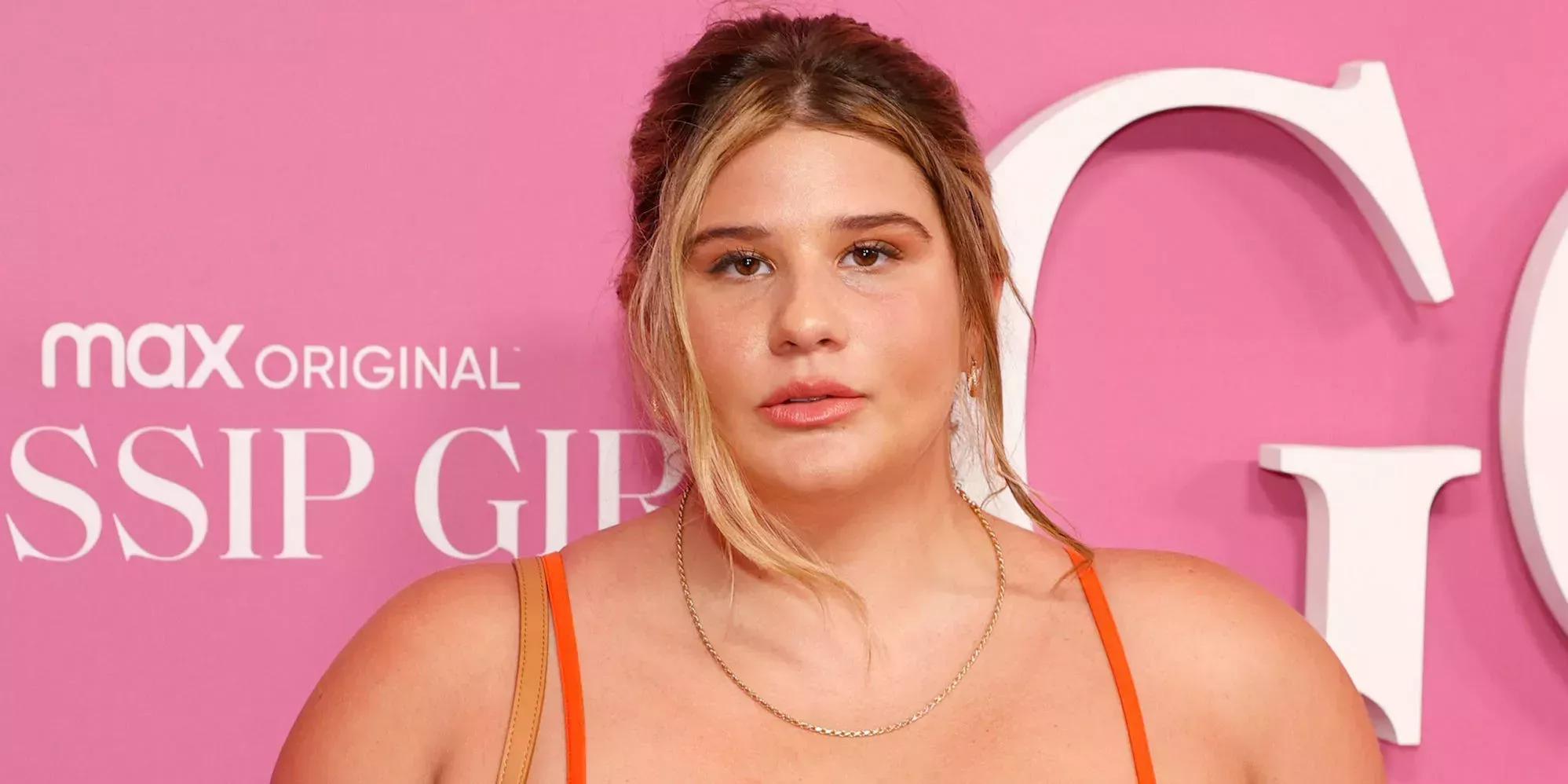 La influencer Remi Bader comparte que está recibiendo tratamiento ambulatorio para los atracones