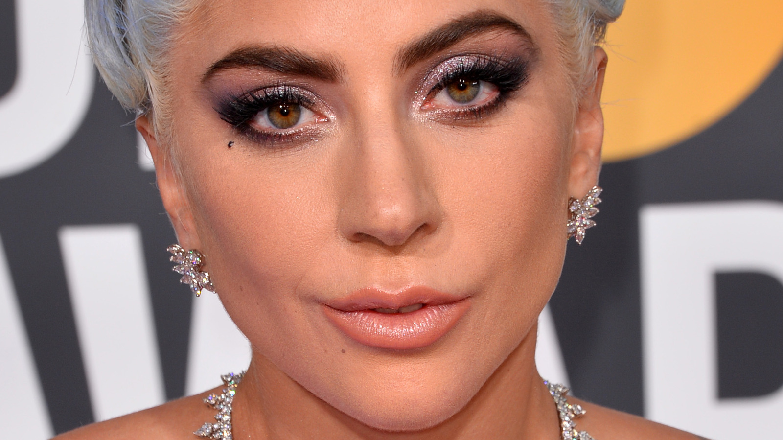 La verdadera razón por la que la línea de maquillaje Haus de Lady Gaga fracasó por completo