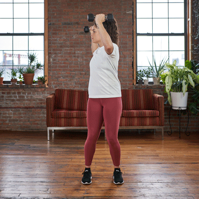 Los 18 mejores ejercicios de abdominales que puedes hacer de pie