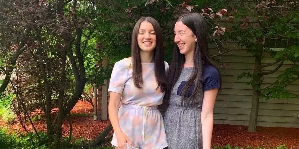 Mi hermana pequeña se suicidó hace 3 meses. Estoy destrozada, pero hablo de ello para cambiar el estigma.