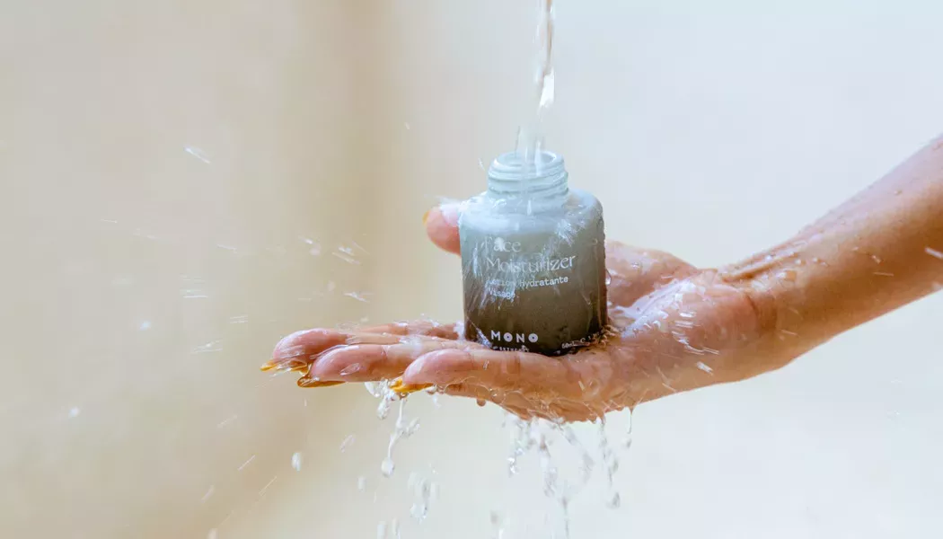 Mono Skincare pone el cuidado de la piel de lujo en tabletas y ofrece tecnología propia