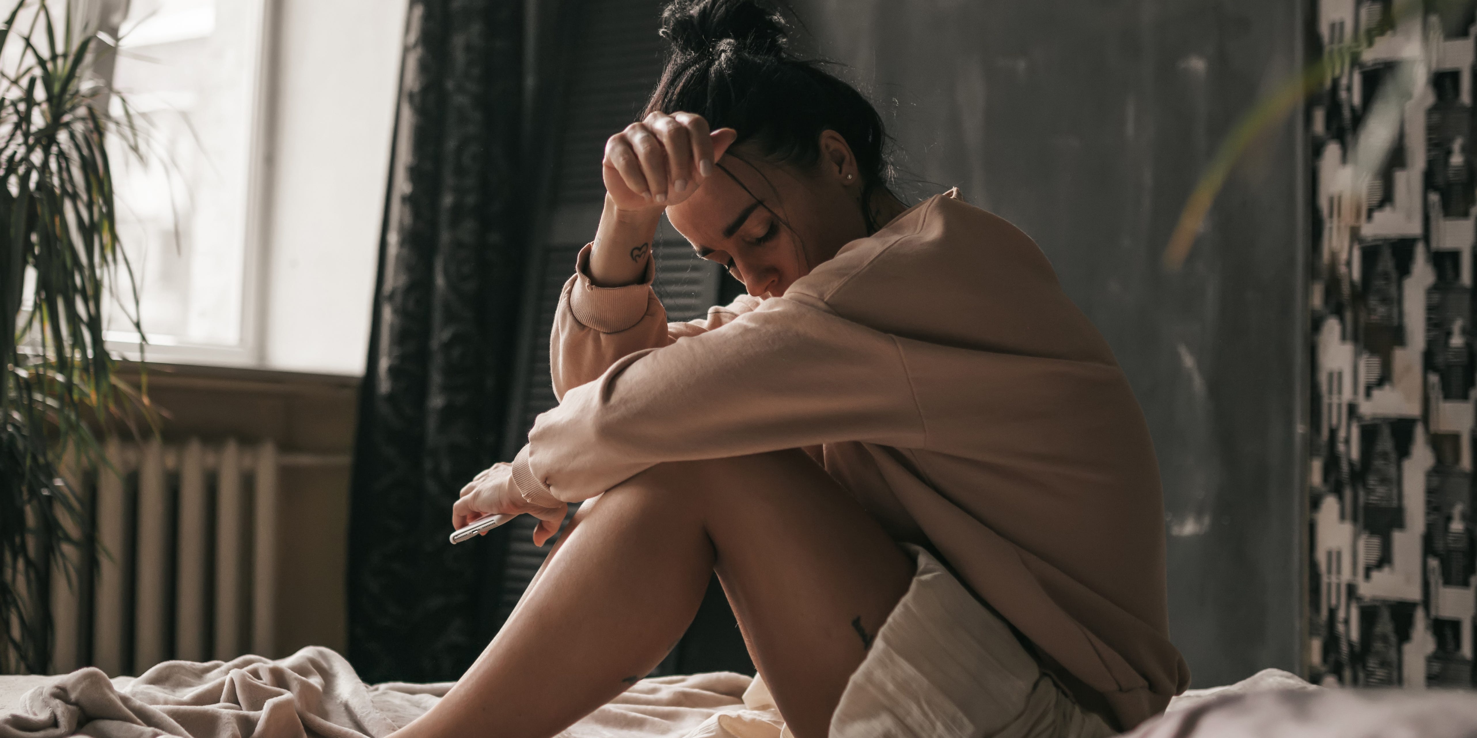 3 señales de que estás saliendo con alguien con trastorno de personalidad por evitación, según un consejero de salud mental