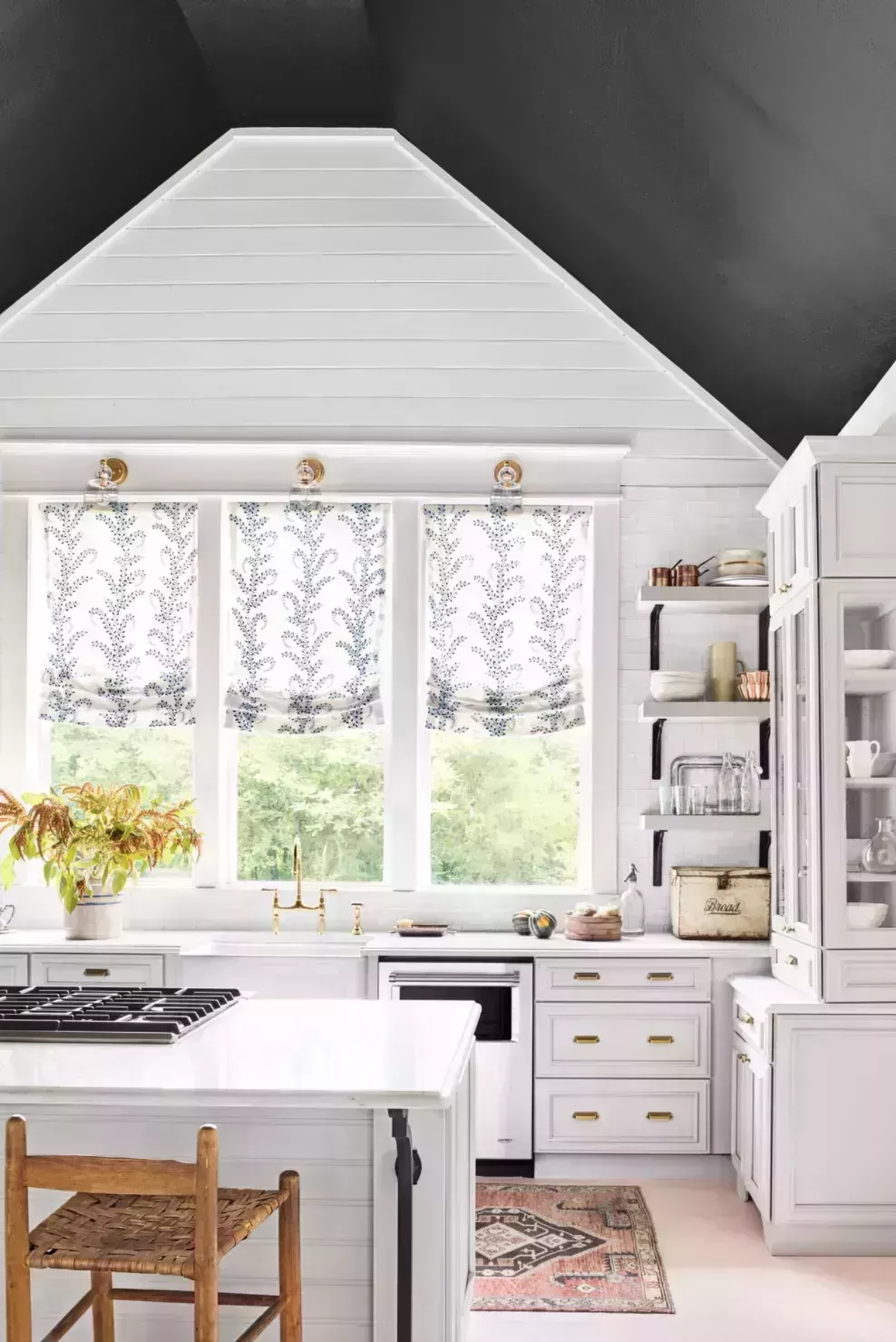 30 ideas de diseño de cocinas francesas para un aspecto moderno y atemporal