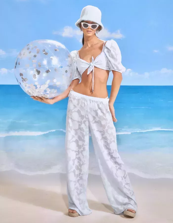 Elige un personaje principal, consigue un look de playa veraniego