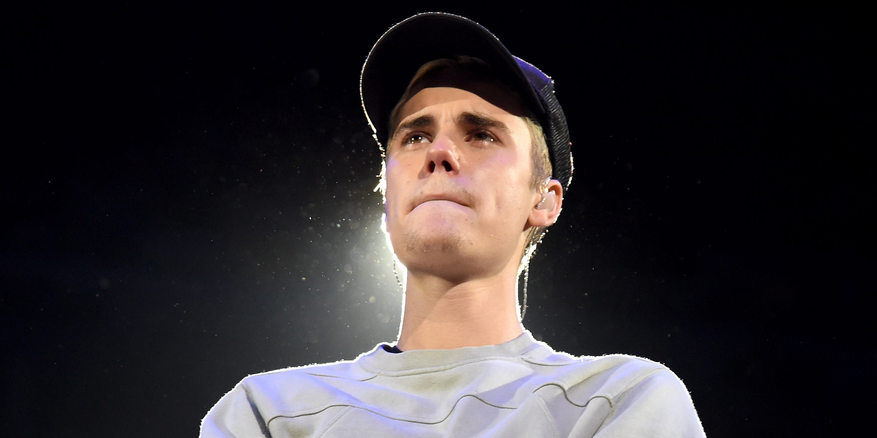 Justin Bieber dice que es 'frustrante' que los síntomas de su síndrome de Ramsay Hunt le hagan 'más difícil comer'