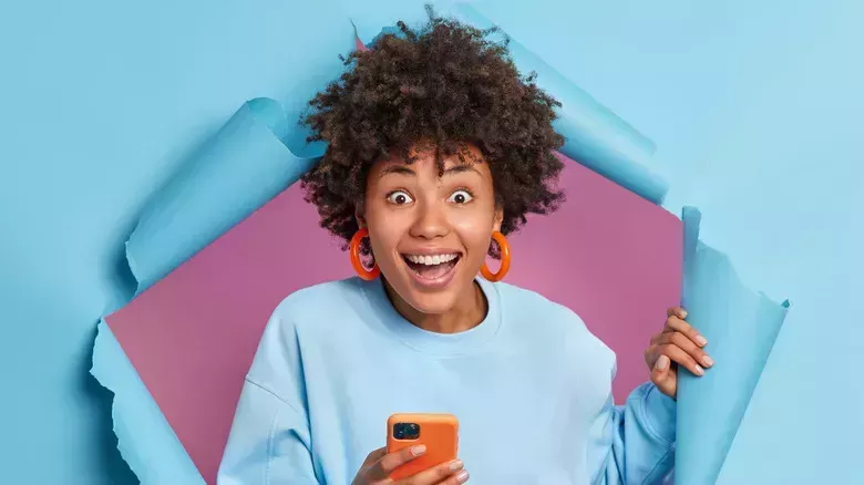 La guía definitiva para cuidar el cabello rizado 4B