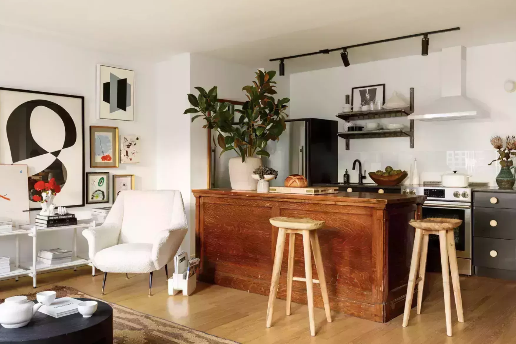 La inspiración de diseño que necesita para elegir la mejor iluminación para la cocina