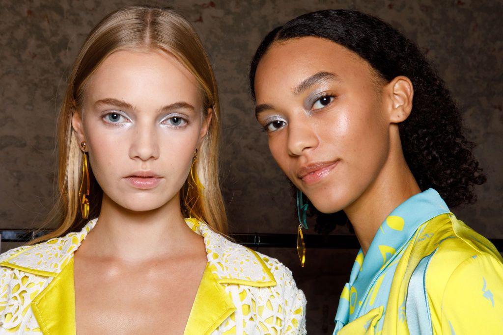 Los 16 mejores champús para un cabello más fuerte y brillante