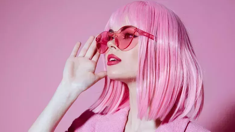 Si eres del tipo 7 del Eneagrama, este es el peinado que debes probar