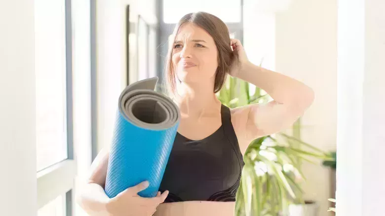 10 formas furtivas en las que tu entrenamiento puede afectar a tu piel