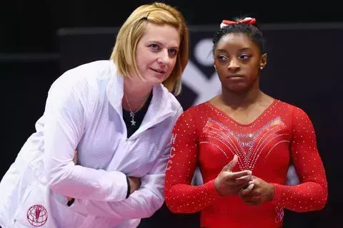 15 datos curiosos que harán que ames aún más a Simone Biles 