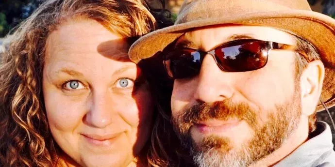 Al igual que Ben y J.Lo, me casé con mi ex en Las Vegas - y todavía estamos fuertes 9 años después