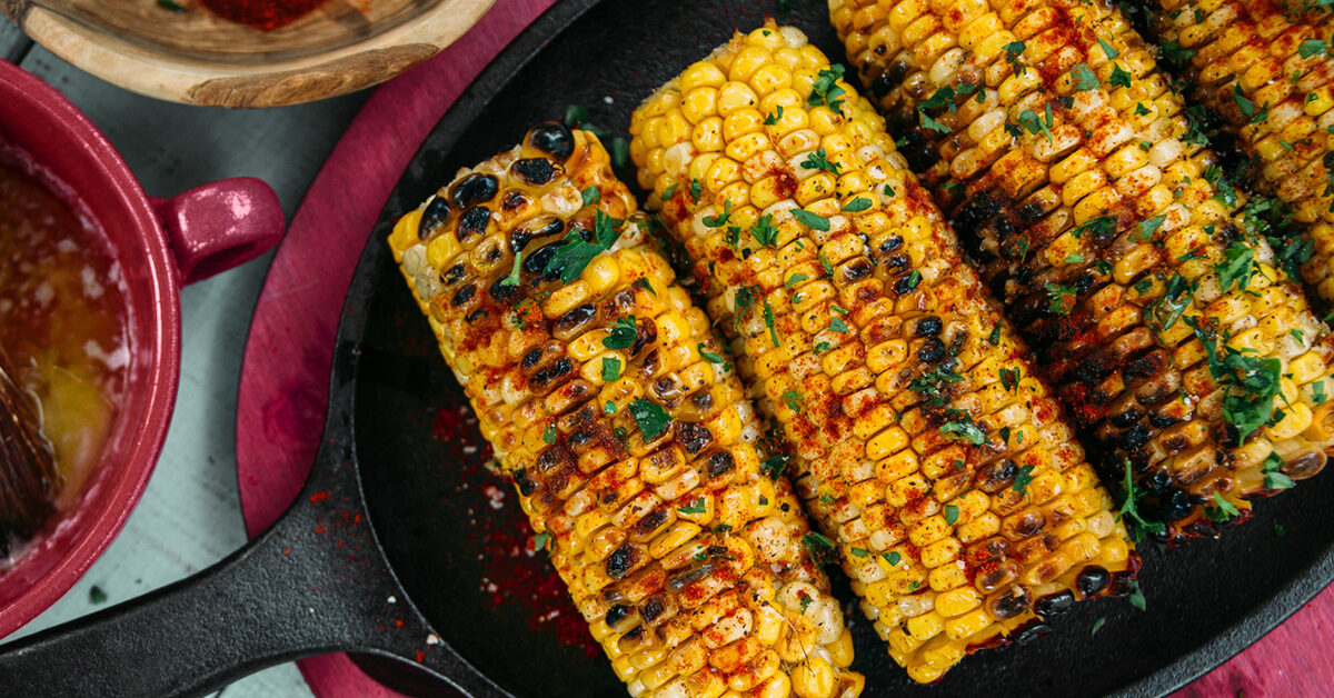 Cómo asar mazorcas de maíz: Recetas, aderezos y más