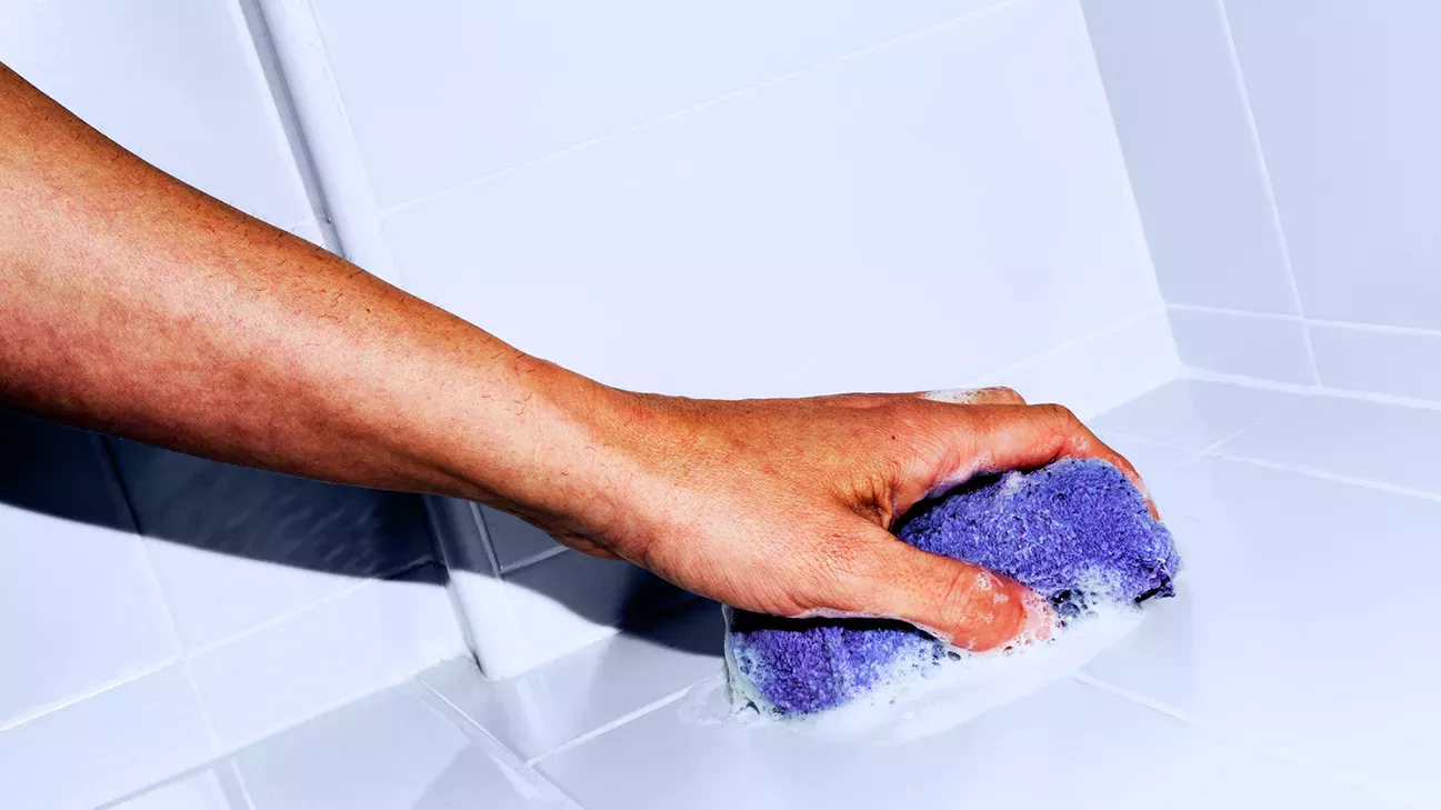 Cracklin' Clear: Cómo limpiar el cristal de la chimenea