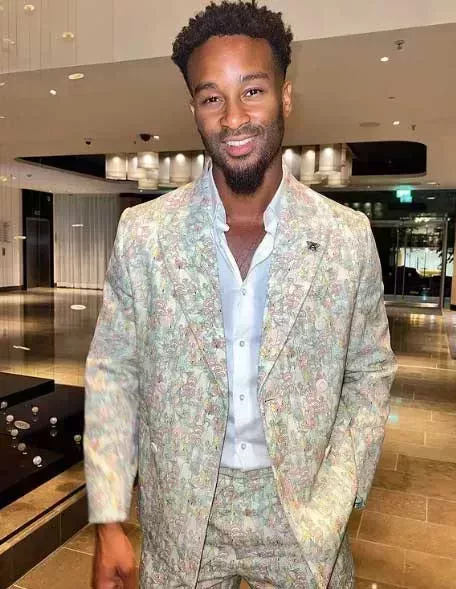 El atractivo duradero de la botella de agua de Love Island