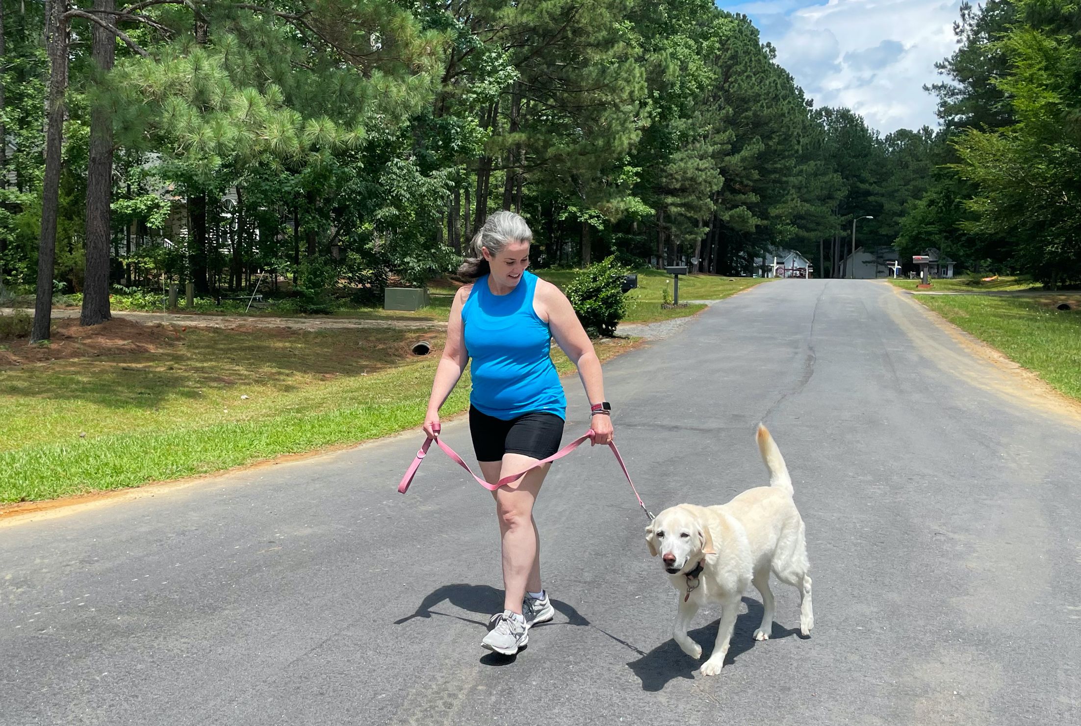 Lo que esta enfermera aprendió sobre el cuidado de su piel y su cuerpo durante la menopausia