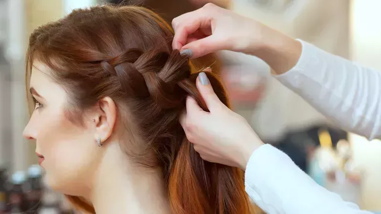 Si eres del tipo 9 del Eneagrama, este es el peinado que debes probar