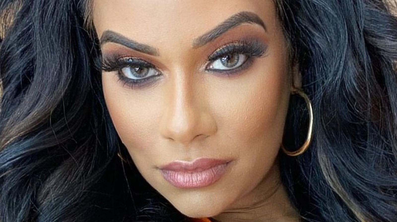 Anila Sajja, de Married To Medicine, habla de sus imprescindibles de belleza - Exclusiva