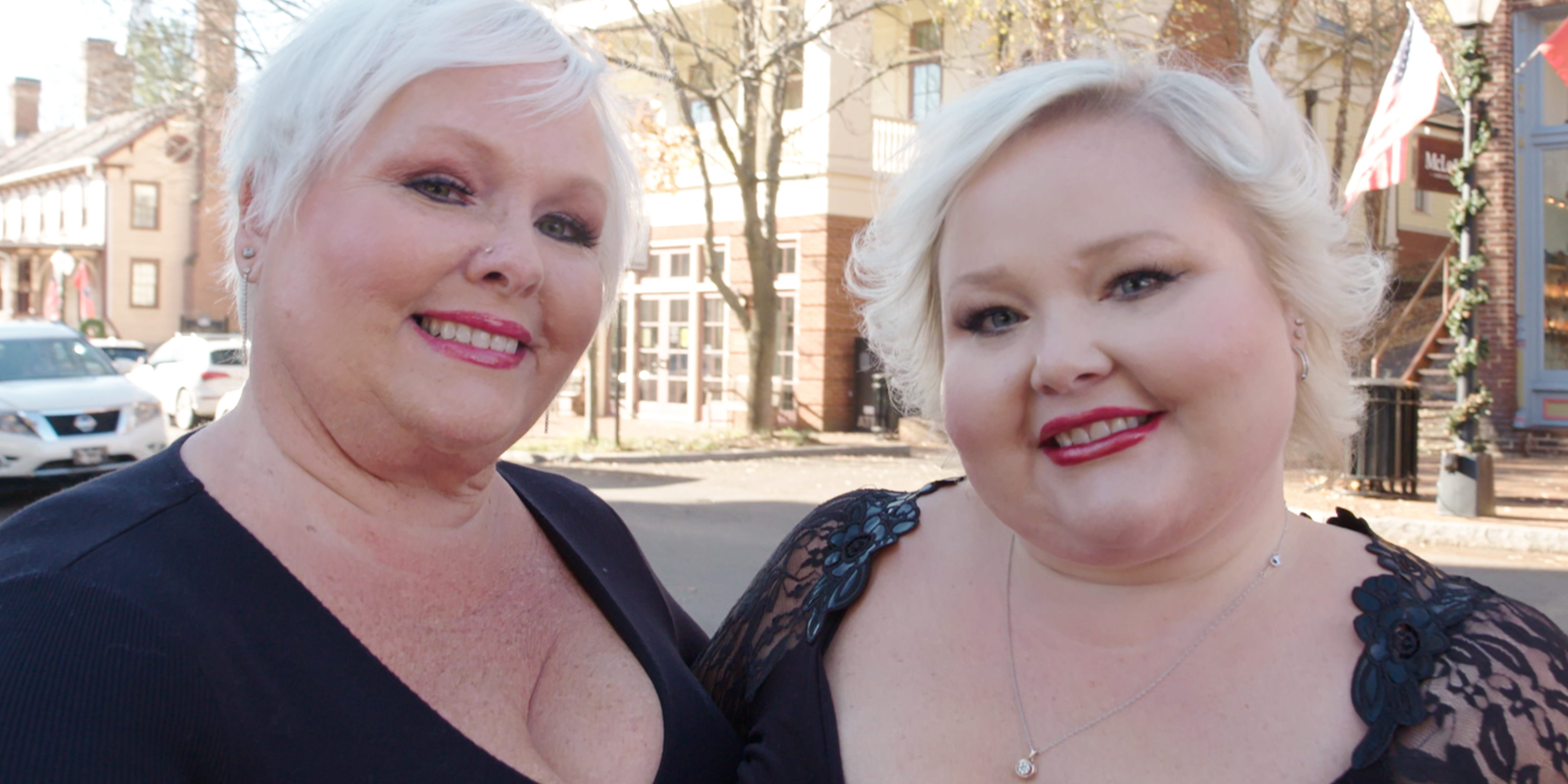 Conoce a estas madres e hijas que se realizan piercings a juego y duermen juntas