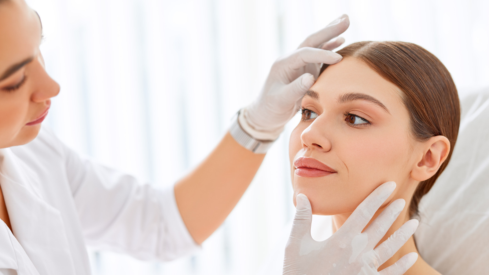 ¿Cuánto dinero ganan los cosmetólogos?