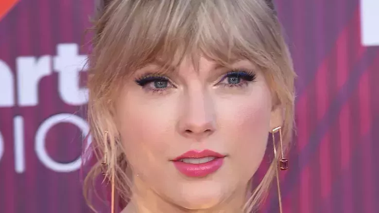 El mejor flequillo para rostros ovalados