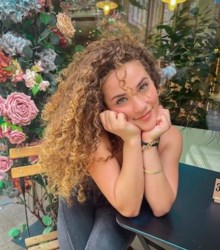 Sofie Dossi nos cuenta la historia de su primer single