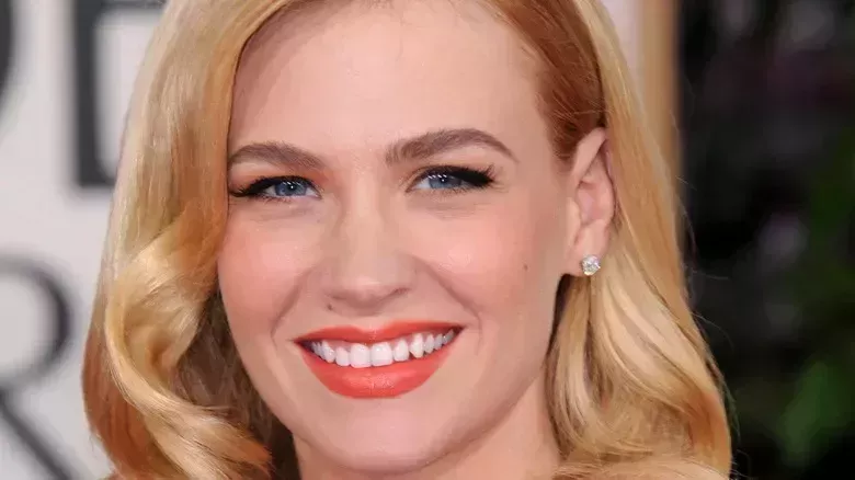 La antigua historia del delineador de ojos