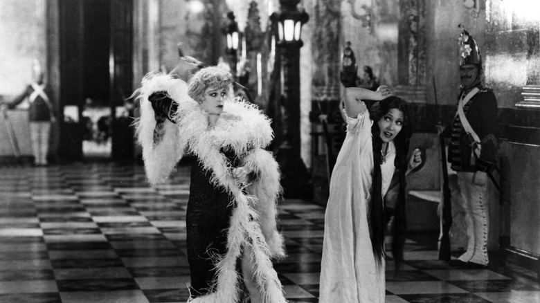 La espeluznante historia de las pestañas postizas