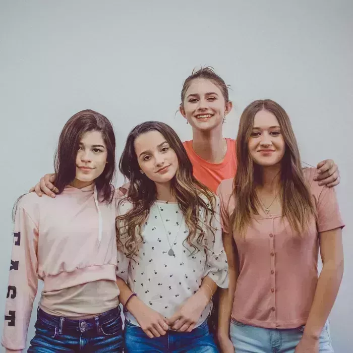 La guía del juego tardío de <em>Chicken Girls</em>