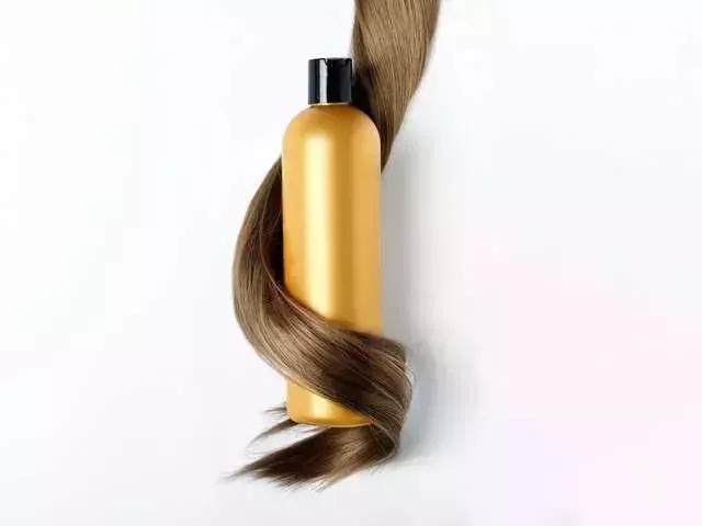 Cómo elegir el champú adecuado según el tipo de cabello: Consejos de los expertos