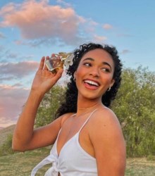 Cómo hacer que tu perfume dure todo el día