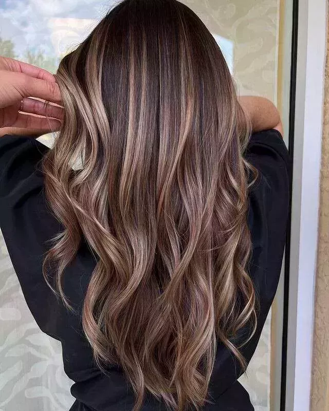 Ideas de balayage para cada color y textura de cabello