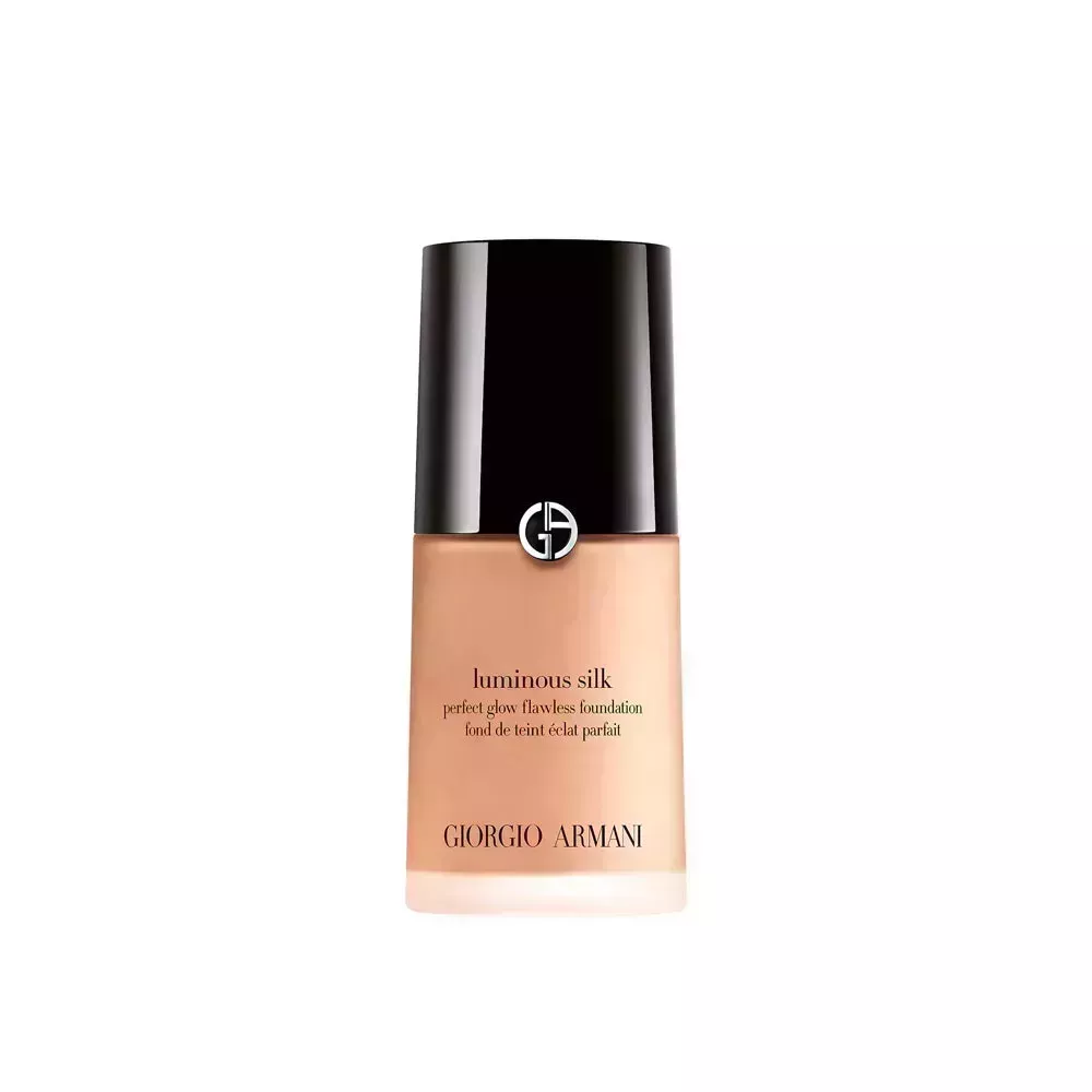 Armani Beauty Luminous Silk Perfect Glow Flawless Oil-Free Foundation on a white background 