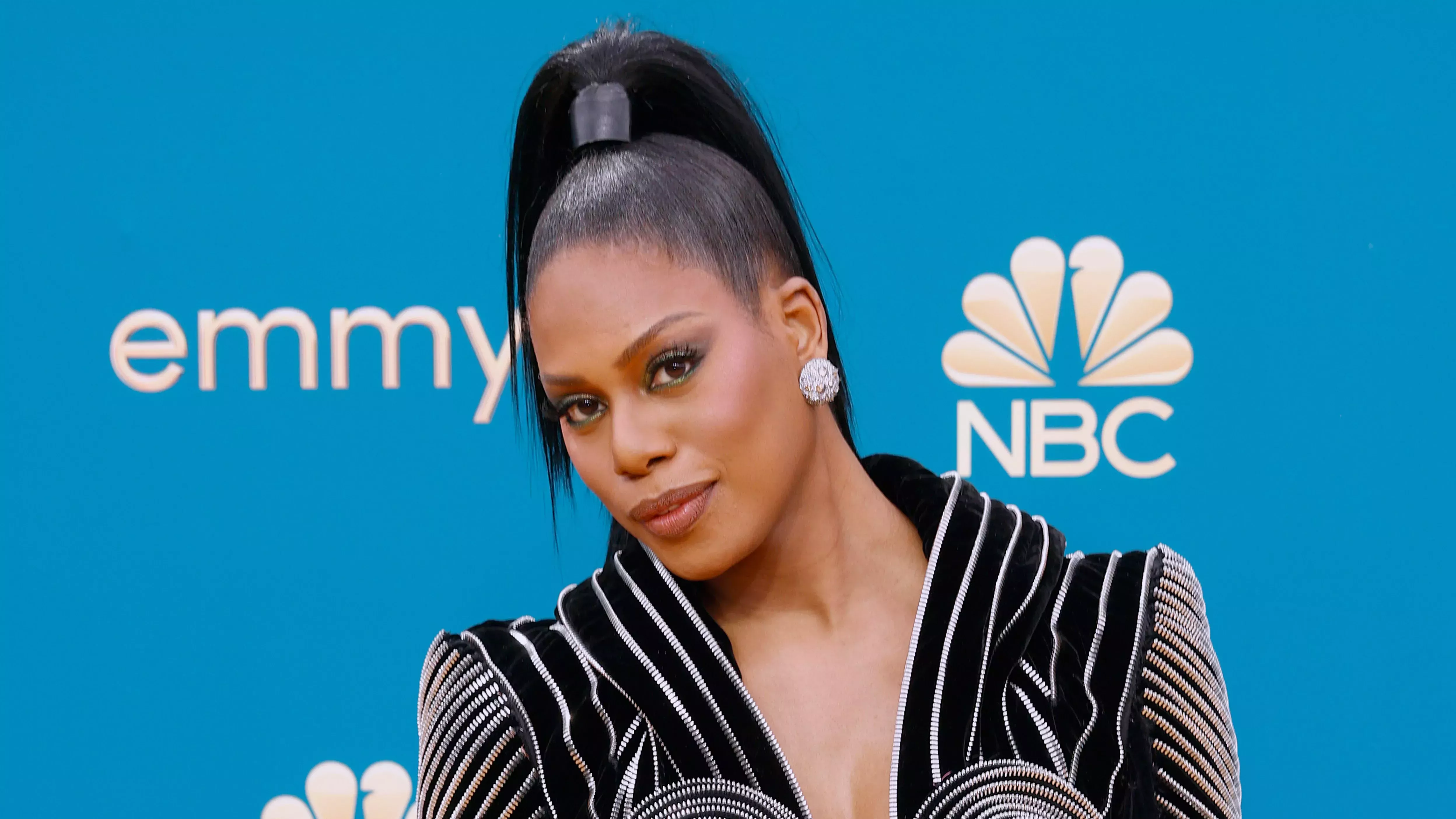 Los mejores peinados, maquillajes y uñas de los premios Emmy 2022