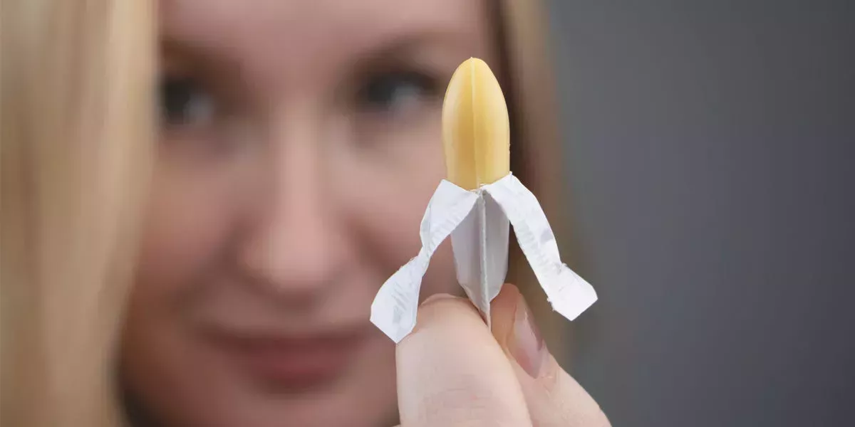 Los TikTokers están utilizando supositorios de ácido bórico para mejorar el sabor y el olor vaginal, pero los médicos dicen que es una idea horrible