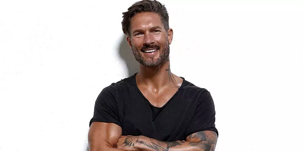 Un modelo masculino dijo que la terapia de testosterona le ayudó a ganar músculo y a recuperar energía, pero que desearía haber esperado más tiempo para probarla