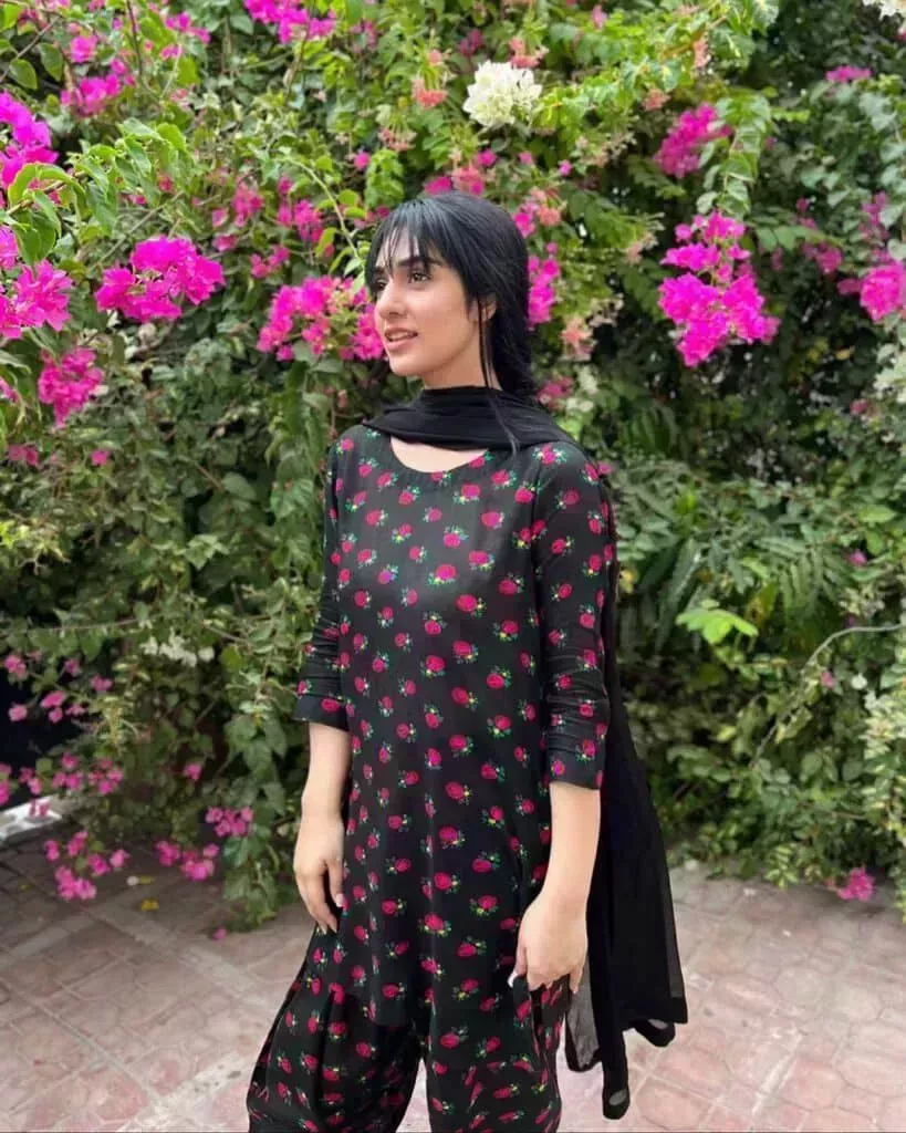 22 mejores peinados con flequillo para todos los largos y tipos de cabello