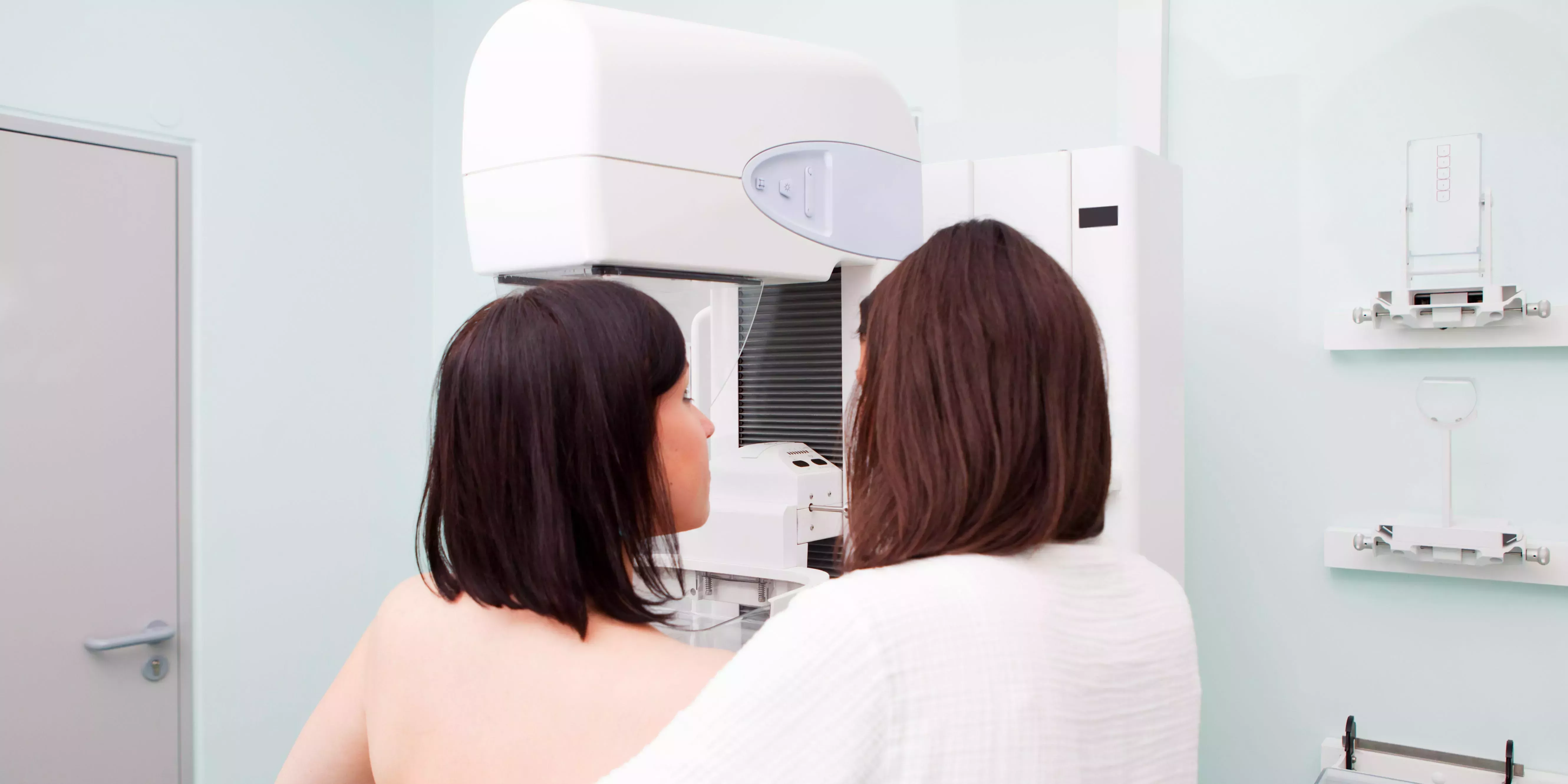 Casi me desmayo al hacerme la mamografía. Esto es lo que me salvó al año siguiente.