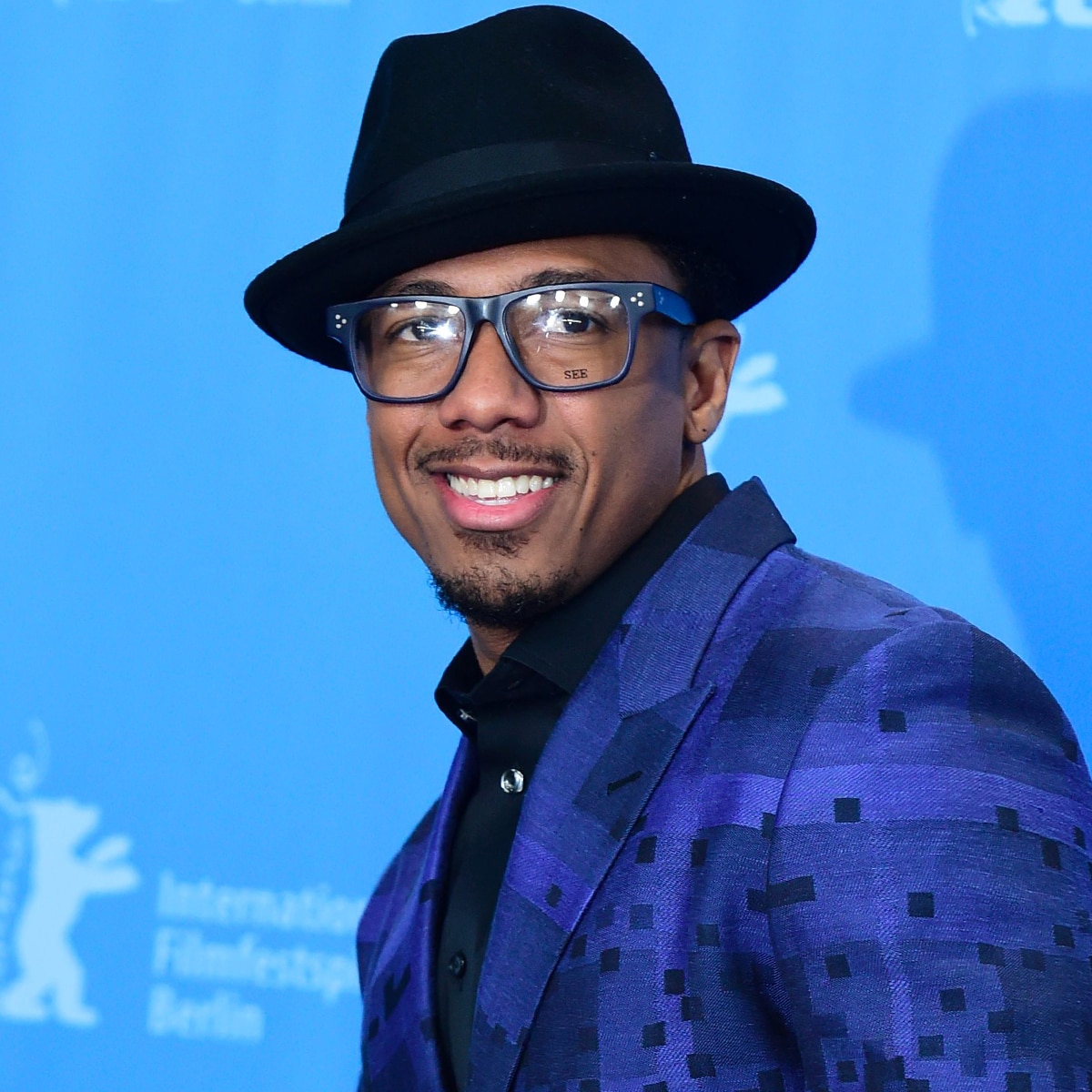 Nick Cannon celebra su cumpleaños con sus 10 hijos
