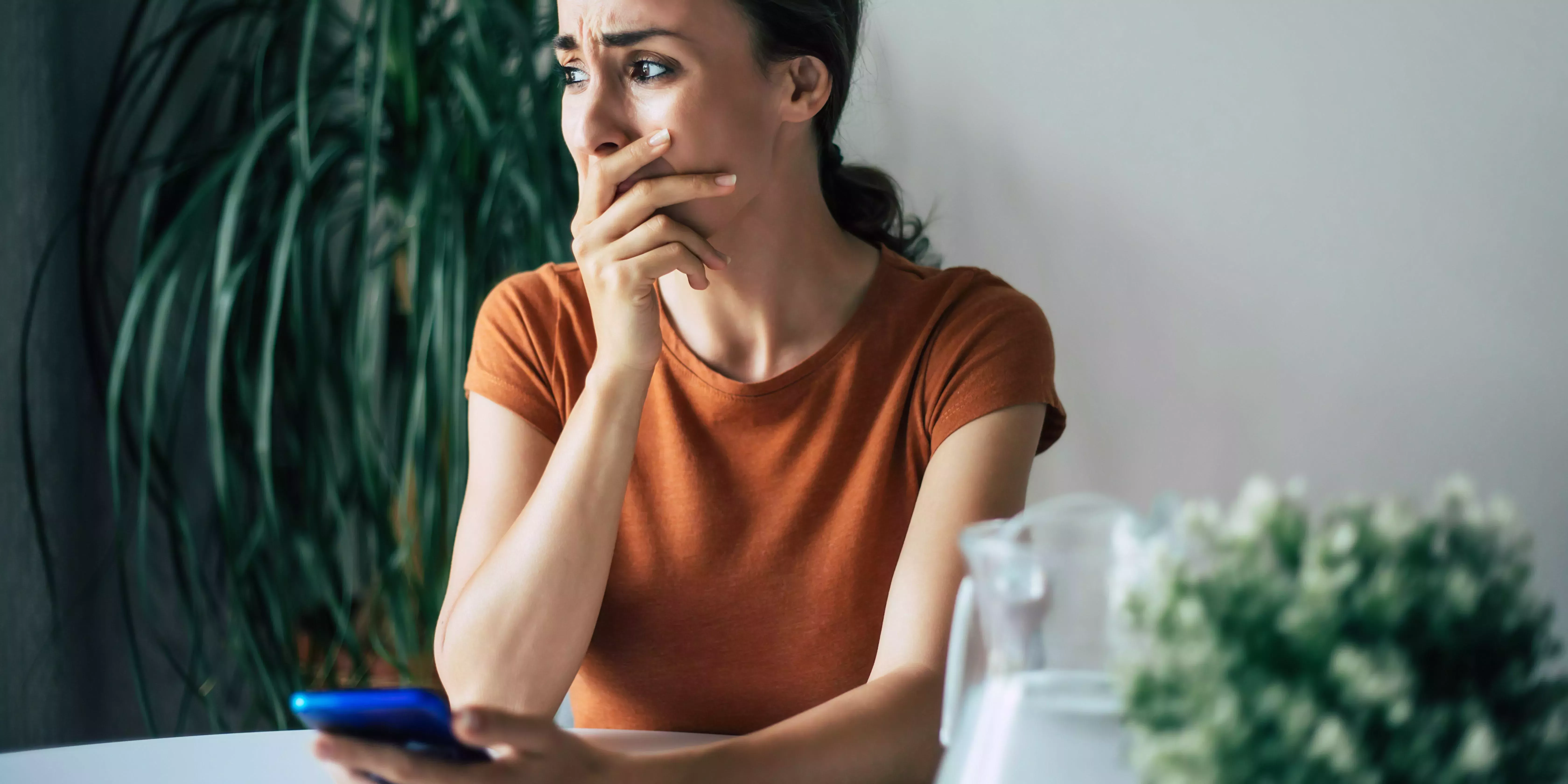 Por qué la cultura de la cancelación es tan tóxica y cómo responsabilizar eficazmente a la gente, según los expertos en redes sociales