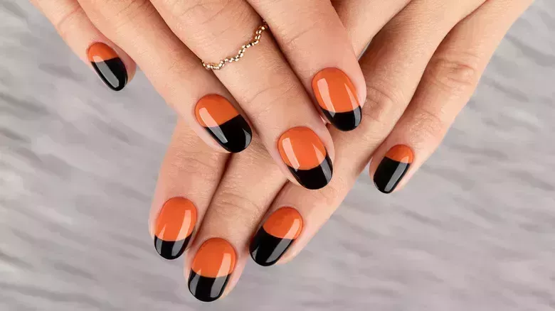 Tendencias de uñas de Halloween que querrás probar en 2022 - La lista