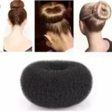 24 mejores peinados con moños florales para novias en 2022