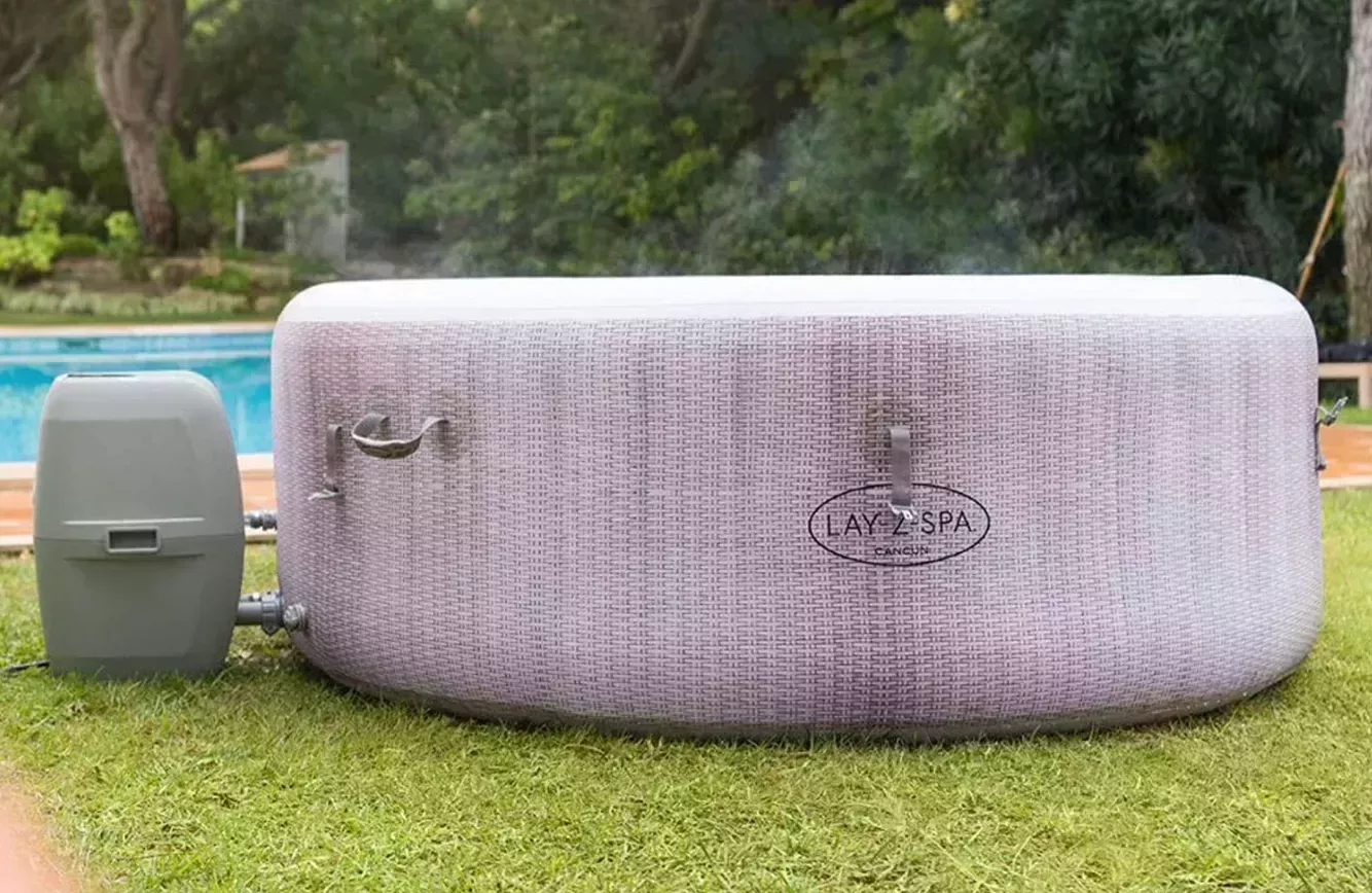 ¿Pensando en invertir en un jacuzzi? Estos son los mejores por debajo de 350 euros