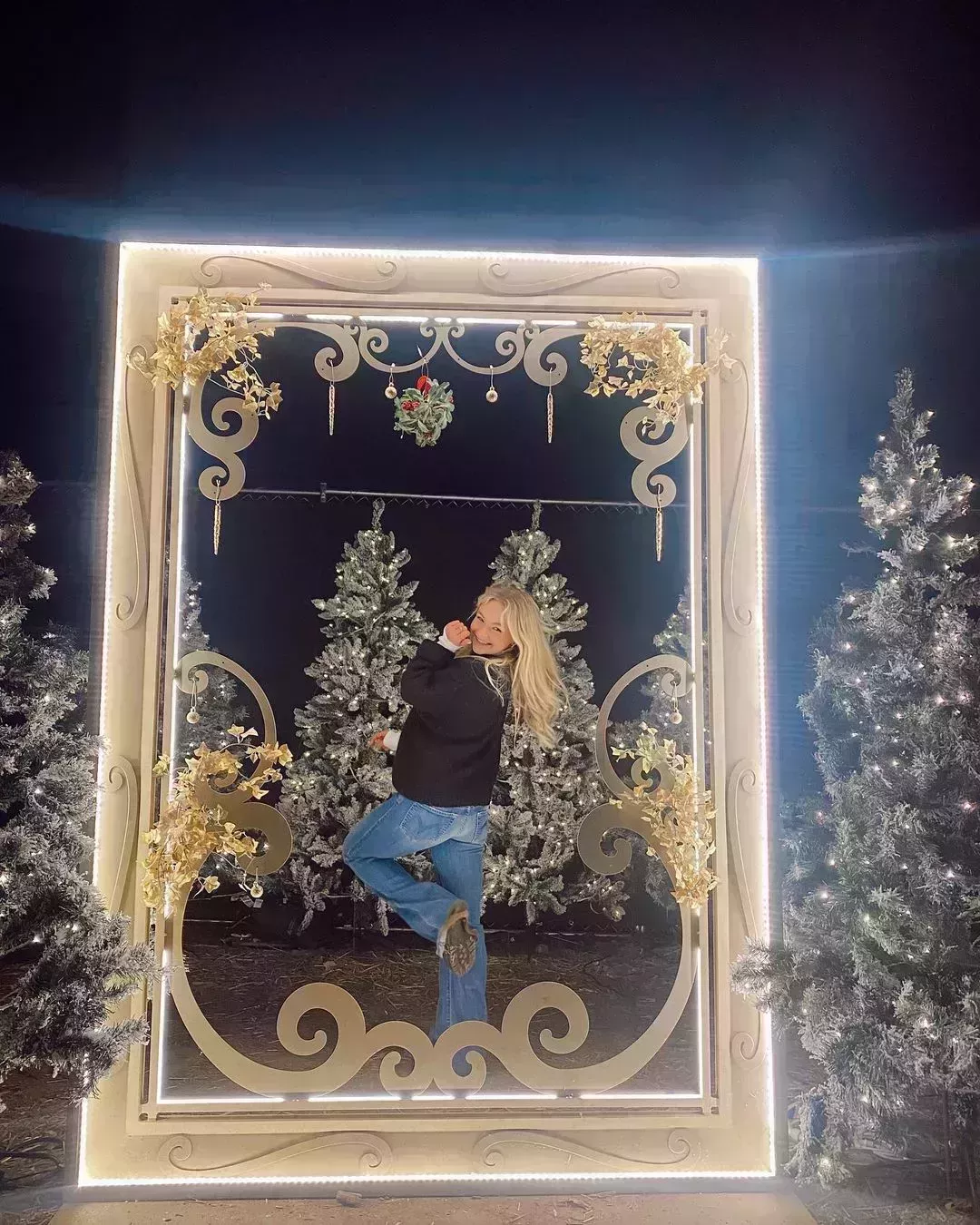 5 básicos de moda para realzar tus conjuntos navideños