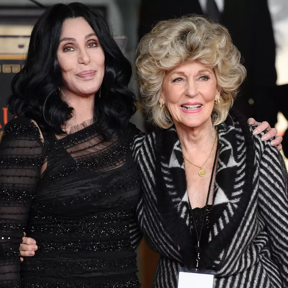 Cher recuerda los últimos momentos de su madre Georgia Holt antes de morir