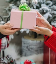 Cómo afrontar los celos por los regalos de Navidad