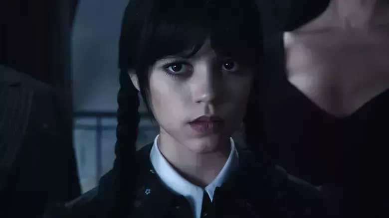 El truco de maquillaje viral para conseguir el look atrevido de Miércoles Addams - La Lista