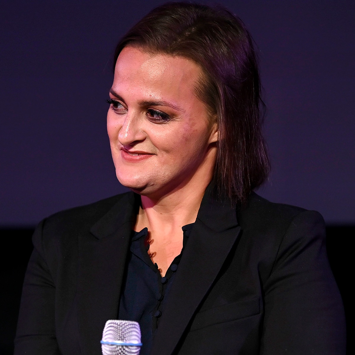 La ex guionista de Anatomía de Grey Elisabeth Finch admite que fingió su diagnóstico de cáncer