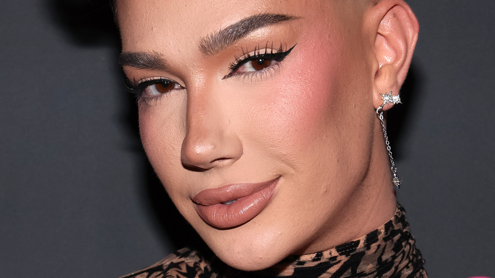 ¿Buscas una base de maquillaje aprobada por influencers?